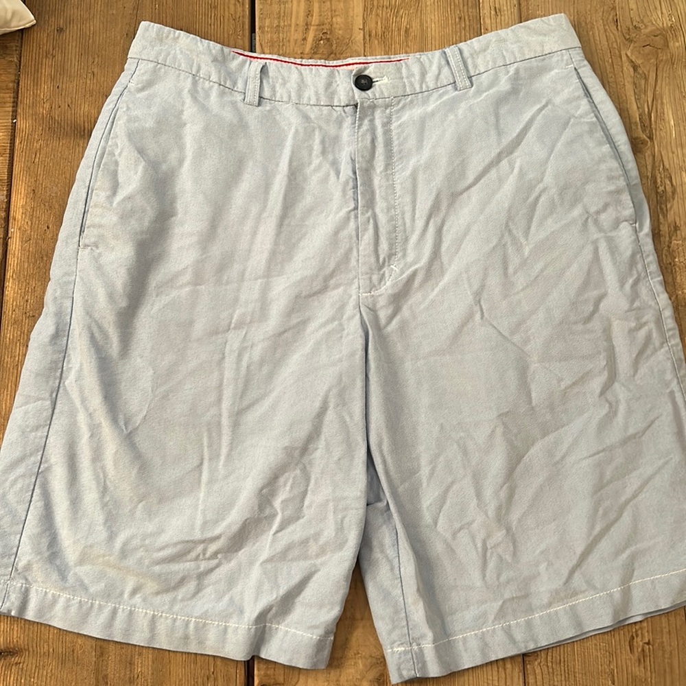 Izod blue shorts